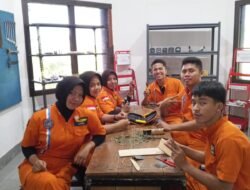 Taruna/i SMK Penerbangan Angkasa Nasional Pangkalpinang Antusias Ikuti Praktik Gas Turbine Engine