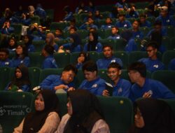 Jaga Semangat Belajar, PT Timah Tbk Ajak Siswa Kelas Beasiswa Pemali Boarding School Refreshing Lewat Nobar