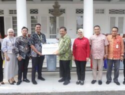 BNI Salurkan Bantuan Tong Sampah CSR, Perkuat Program Pangkalpinang Bersih