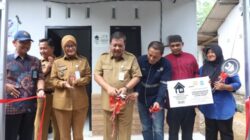 Kolaborasi Pemkot dan PT Arsari Tambang Group, Rumah Layak Huni Diserahkan kepada Warga