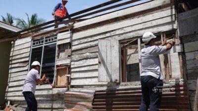 PT Timah Tbk Bantu Wujudkan Tujuh Rumah Layak Huni bagi Masyarakat di Wilayah Operasional